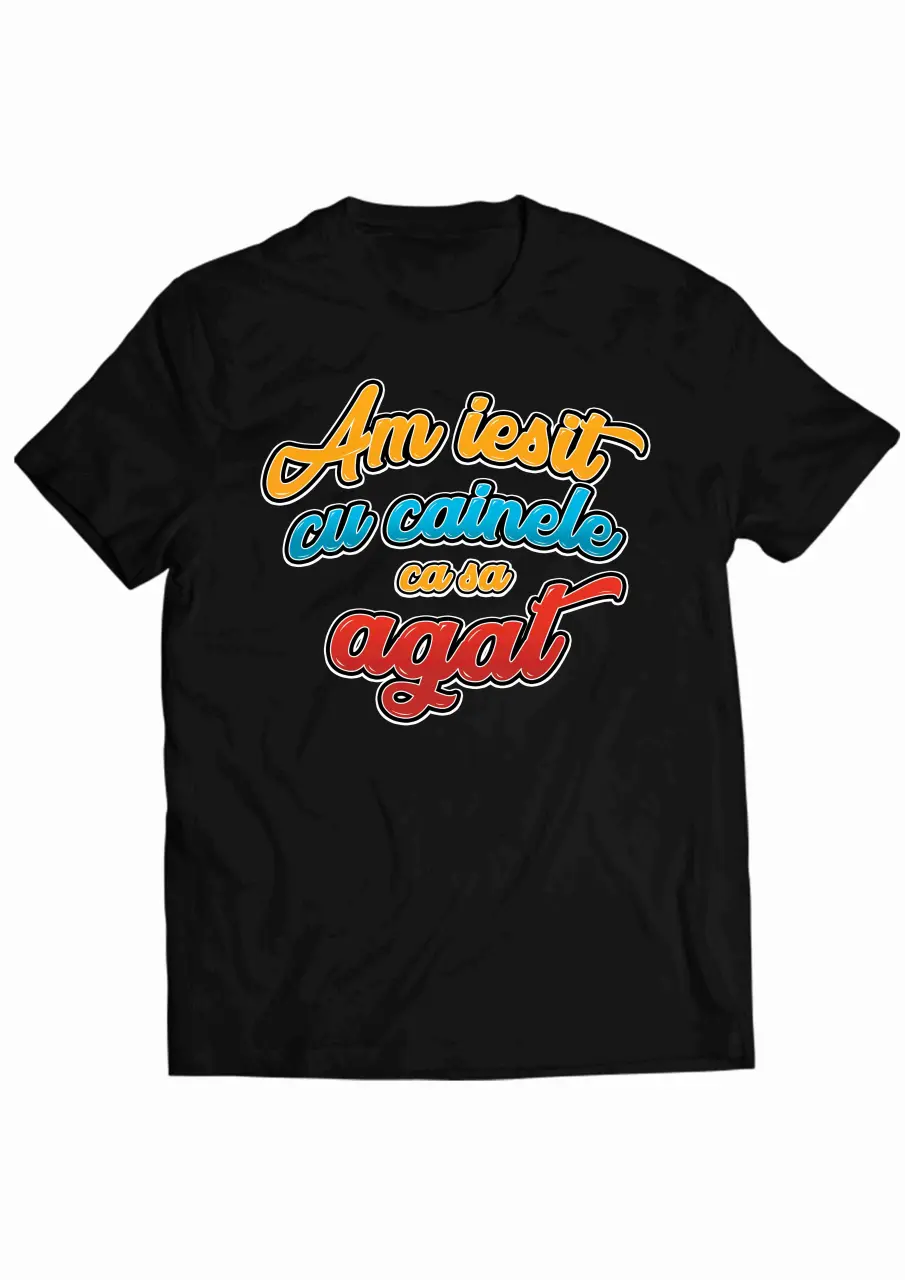 am iesit cu cainele sa agat black tee.jpg